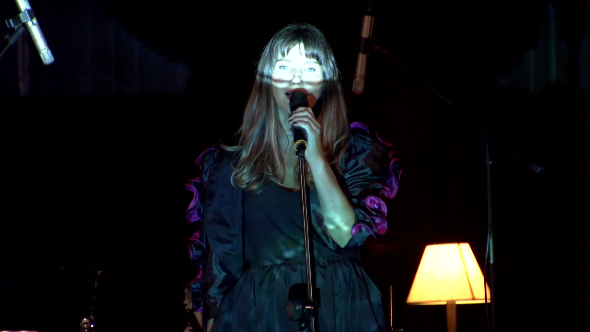 AJO - Kenga e Qamiles Live at Kino Armata